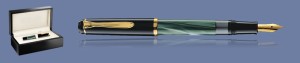 PIÓRO WIECZNE PELIKAN CLASSIC M200 MARMUROWA ZIELEŃ + WOOD BOX BLACK | STALÓWKA EF