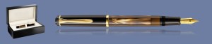 PIÓRO WIECZNE PELIKAN CLASSIC M200 MARMUROWY BRĄZ + WOOD BOX BLACK | STALÓWKA F