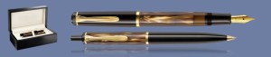 ZESTAW PIÓRO WIECZNE + DŁUGOPIS PELIKAN CLASSIC K/M200 MARMUROWY BRĄZ + WOOD BOX BLACK | STALÓWKA F