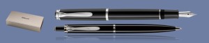 ZESTAW PIÓRO WIECZNE PELIKAN CLASSIC CZARNE + DŁUGOPIS K/P205 CLASSIC CZARNY | STALÓWKA F