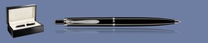 DŁUGOPIS PELIKAN CLASSIC K205 CZARNO-SREBRNY + WOOD BOX BLACK