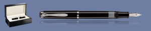 PIÓRO WIECZNE PELIKAN CLASSIC M205 CZARNO-SREBRNE + WOOD BOX BLACK | STALÓWKA M