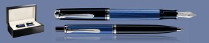 ZESTAW PIÓRO WIECZNE + DŁUGOPIS PELIKAN SOUVERAN K/M405 CZARNO-NIEBIESKO-SREBRNE + WOOD BOX BLACK | STALÓWKA F