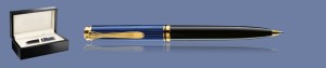 DŁUGOPIS PELIKAN SOUVERAN K800 CZARNO-NIEBIESKI + WOOD BOX BLACK