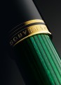 souveran_800_black-green_details